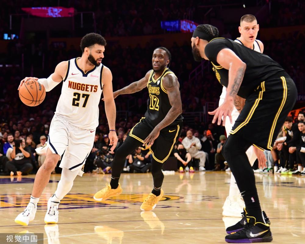 他在反应速 他在反应速