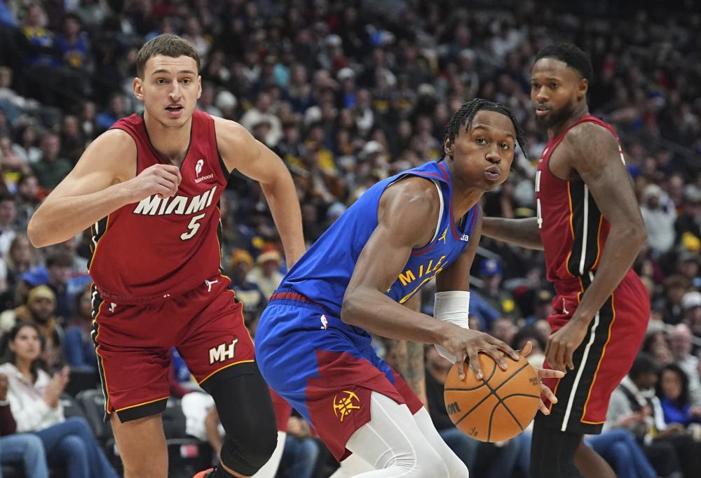 场贡献了稳 场贡献了稳