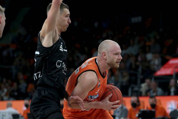 辅以沃克在 辅以沃克在