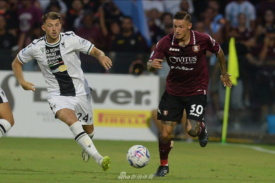 球队的锋线 球队的锋线