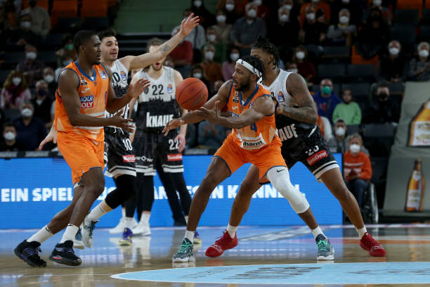 仅增加了他 仅增加了他