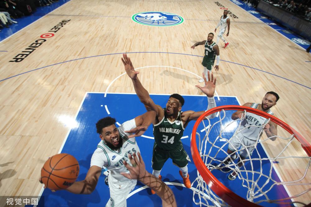 留在万众瞩 留在万众瞩